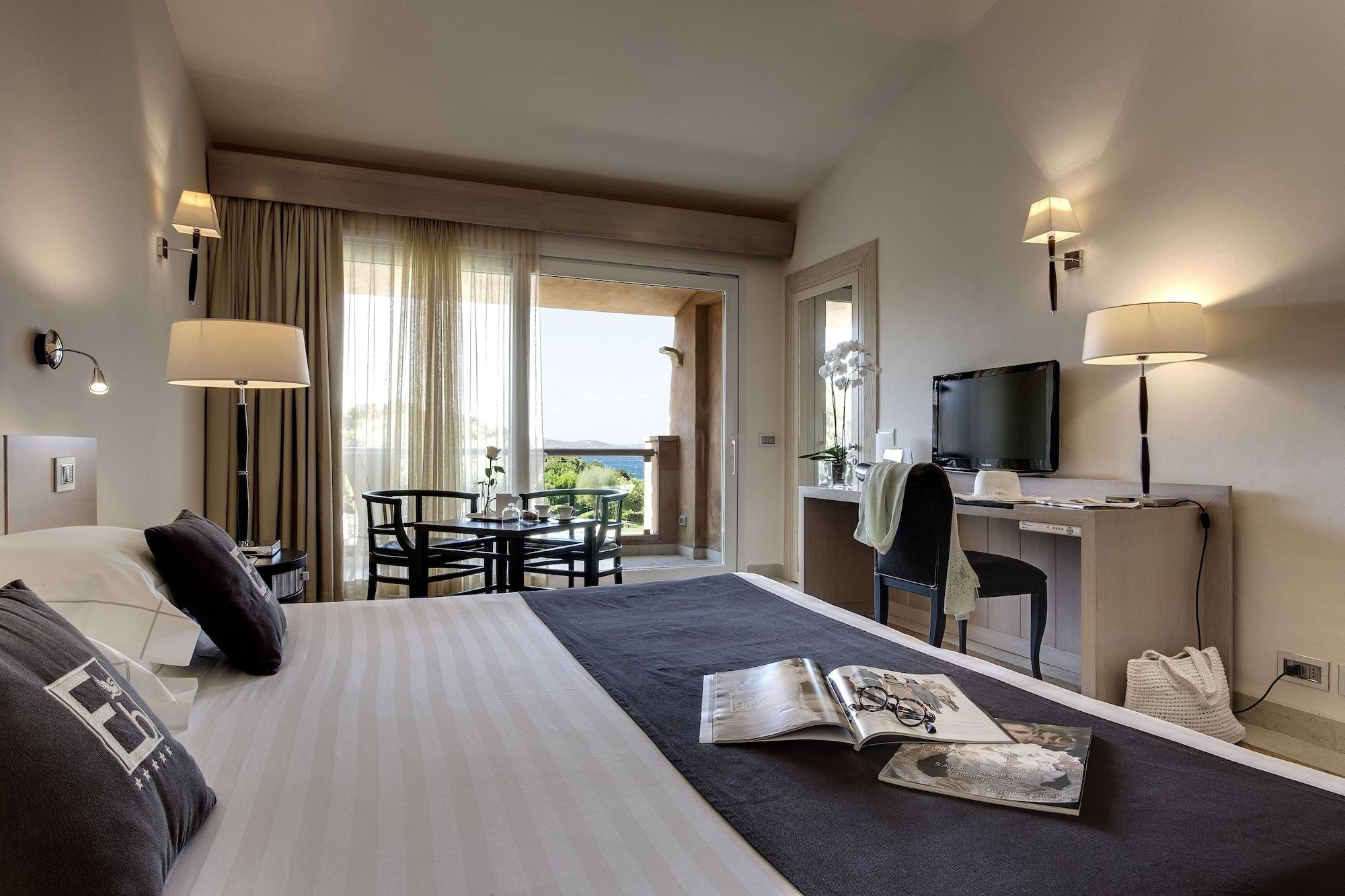 L'ea Bianca Luxury Hotel